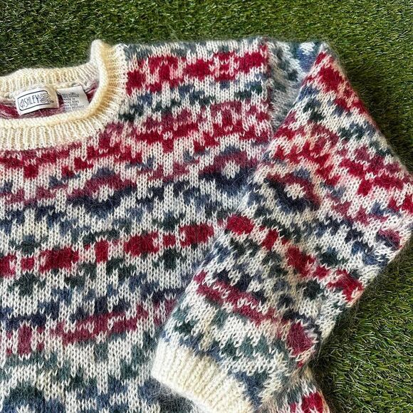 American Vintage Women's mohair blend Aztec pattern sweater, size S - Picture 2 of 4